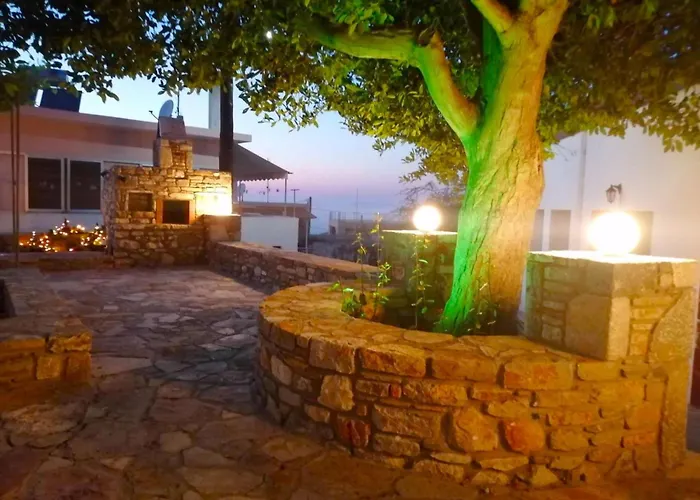 Laurel Lk In Rhodes Kritinia