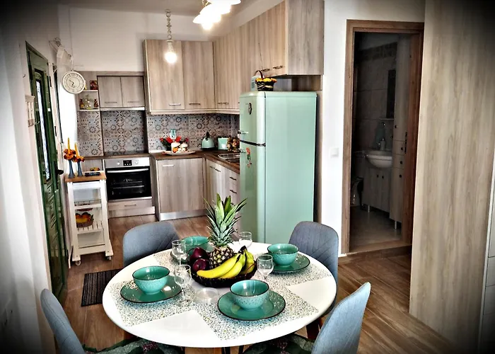 Nyaraló Laurel Lk In Rhodes