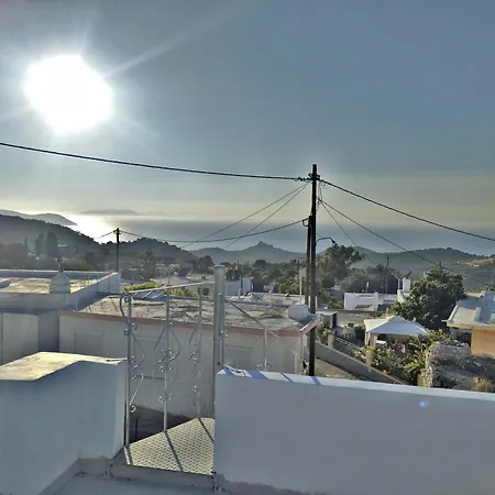 Laurel Lk In Rhodes