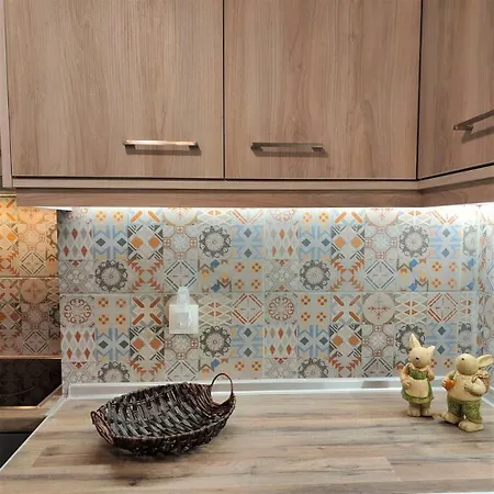 Laurel Lk In Rhodes * Kritinía