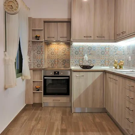 Laurel Lk In Rhodes Feriehus