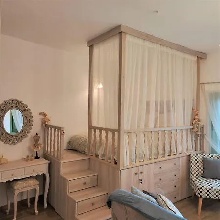 Holiday home Laurel Lk In Rhodes Kritinia