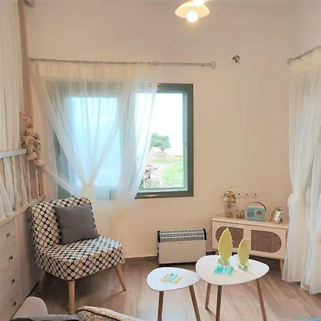 Laurel Lk In Rhodes * Kritinía